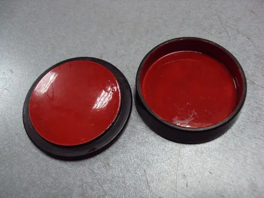 Шкатулка лаковая круглая птичка и цветы Мстера высота 1,7 см, диаметр 6 см №13160 Інтернет-аукціон