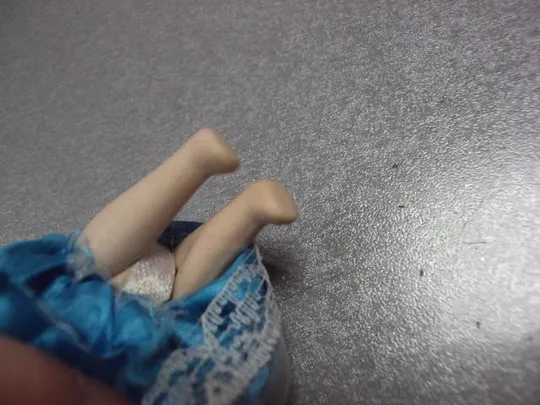 Кукла фарфор маленькая 9 см №10310 Де купити