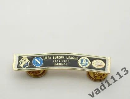 фото, Футбол - Серия значков шарфы ФК Днепр Днепропетровск (значок № 30). Лига Европы 2012-13  группа F : Днепр, АИК Швеция, Наполи Италия, ПСВ Нидерланды.