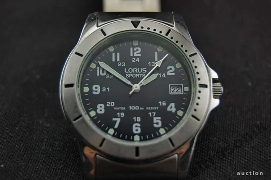 часы LORUS Sport дата WR 100м. мех. Seiko черный Ціна