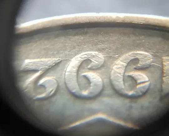 (5534) 50 копійок 1992 1ААк розколи в році карбування та в "УКРАЇНА" на аверсі (50 копеек 1992 брак) З аукціону