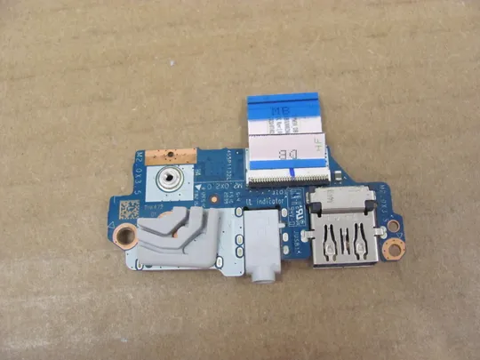 825-38  плата AUDIO USB SD 455P1T32L NBX0002MC00  для HP EliteBook X360 1030 G7 оригінал Ціна