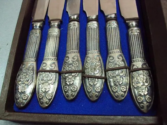 Набор в коробке ножи столовые узор цветы цветочки нержавейка ссср 27х15,5 см лот 6 шт №11351 Недорого