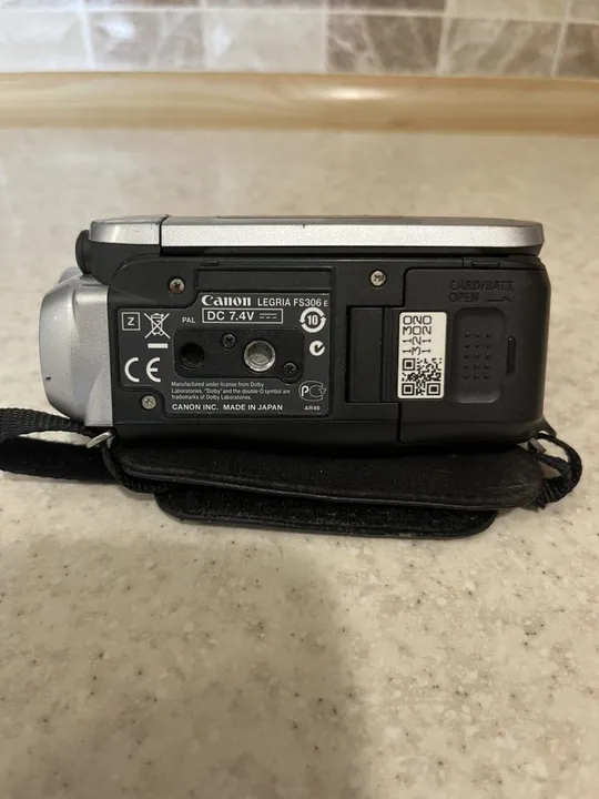 Видеокамера Canon Legria FS306 Silver Продаж