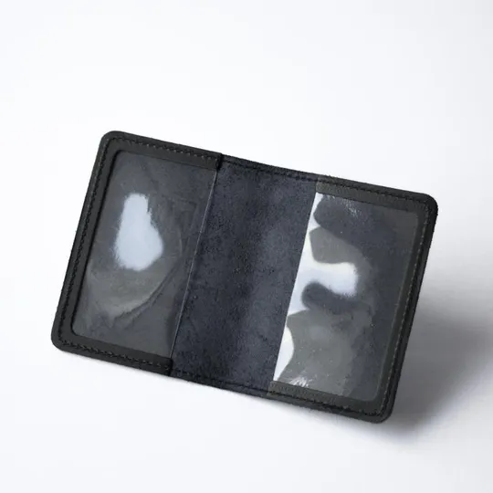 Купити Обкладинка "Посвідчення офіцера" чорна з посрібленням.