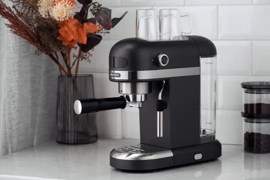 Кофеварка рожковая Ardesto YCM-E1502 1350 Вт черная Характеристики