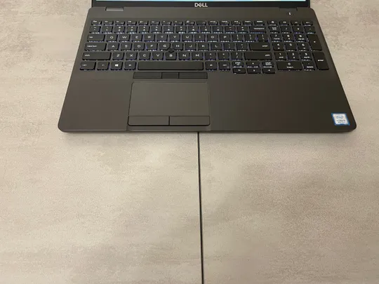 Ультрабук Dell Latitude 5500, 15,6" FHD IPS, i5-8265U, 16GB, 256GB SSD Продаж