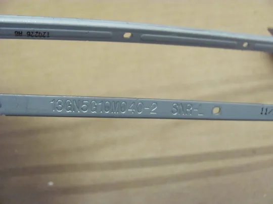 553-15 кріплення з петлями 13GN5G10M040-2 для Asus P53 P53E P53SJ оригінал Продаж