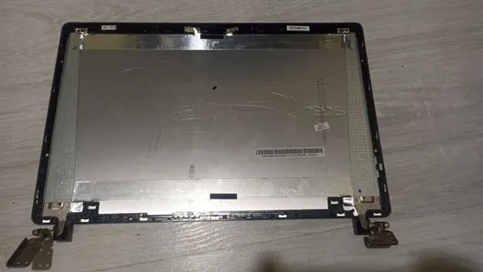 Кришка+рамка+петлі Acer V3-371 в зборі З аукціону