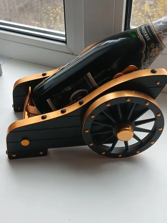 Вінтажна декоративна підставка під пляшку . СССР. Характеристики