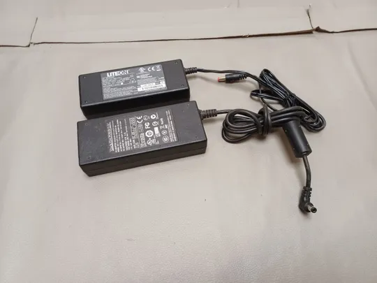 Купити 0627 адаптер живлення 12V 2 шт НІМЕЧЧИНА