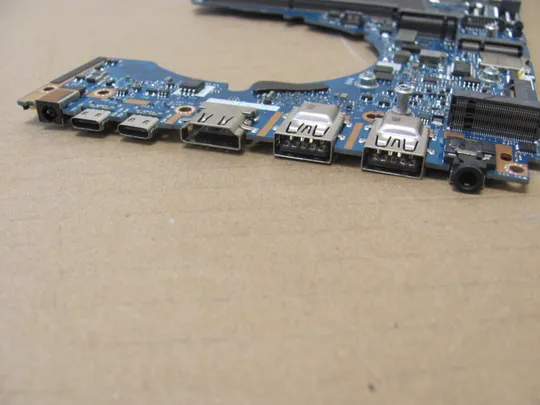 номер0965-3 материнська плата Mainboard Материнка Основна плата Системна плата Плата системи Laptop motherboard мамка  ноутбучна плата APW50 LA-C381P 848221-001 SR2FU i7-6820HQ для HP Zbook 15 G3 G4 оригінал в Україні