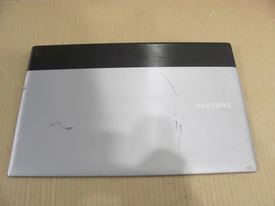 495-8 кришка матриці BA75-02850A для SAMSUNG RV515 RV511 RV509 оригінал Ціна