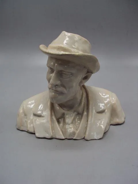 Фигура фарфор статуэтка Артель бюст агроном Иван Мичурин в шляпе высота 13 см, длина 15 см №14018 Ціна