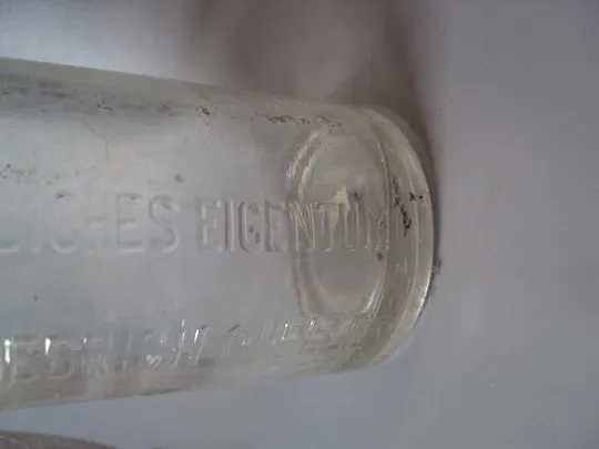 бутылка unverkaufliches eigentum kaiser friedrich quelle высота 26,5 см (№ 766) З аукціону