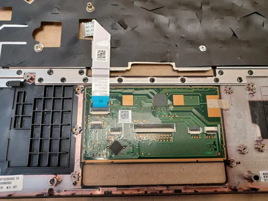 номер1065-2 корпус кришка палмрест корпус топкейс верхня панель палмрест cover-C тачпад A16726 AP1SD000A00 для  Dell Latitude E5480 оригінал Недорого