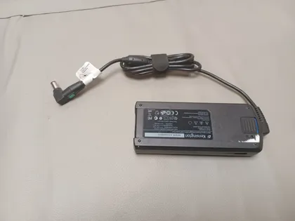 фото, 0948 адаптер живлення KENSINGTON M01100  НІМЕЧЧИНА