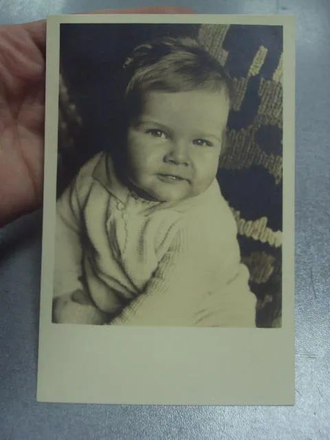 открытка  ребенок  №1530 З аукціону