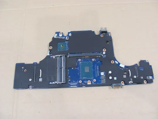 634-3 материнська плата SR2FU i7-6820HQ AAPA0 LA-C541P для Dell Precision 7510 P53F  оригінал Ціна