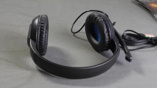 Стереонаушники игровые с микрофоном и регулятором громкости Sven AP-680MV Black/Blue Сингапур БУ Характеристики