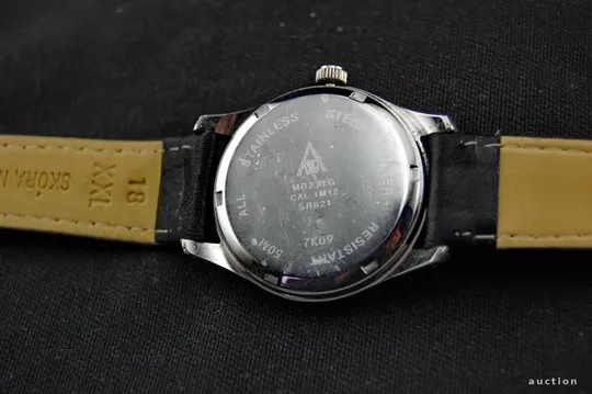 ACCURIST стильные часы 50м. дата. серый циферблат мех.Citizen З аукціону