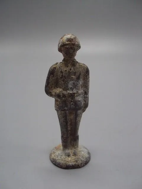 Фигура металл миниатюра оловянный солдатик столбик ссср высота 5,6 см вес 21,26 г №14575 Ціна