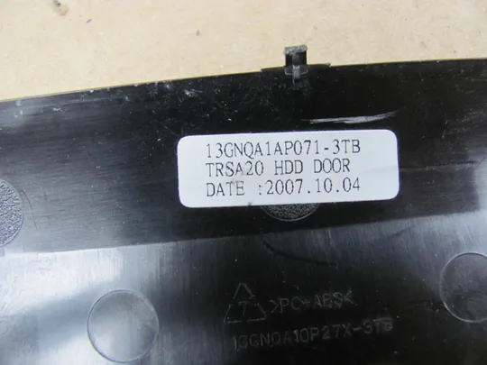 64-39 сервісна кришка 13GNQA1AP071-3TB для  TOSHIBA SATELLITE PRO L40   оригінал Продаж