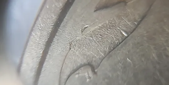 (6477) 50 копійок 1994 1.2АЕм різновид викрошок на вінку між 7 та 8 гронами(50 копеек 1994 1.2АЕм брак) Де купити