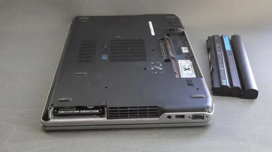 Ноутбук Dell Latitude E6530 Intel i7-3540M 3.60GHz/ 8Gb DDR3/ GF 5200M/ экран 15.6&quot; LED Продаж