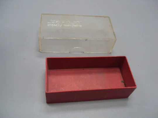 Футляр для зажигалки коробочка зажигалка Огонек Сумы 1981 год ссср размер 2,5х8,7х4,4 см №16048 На торгах