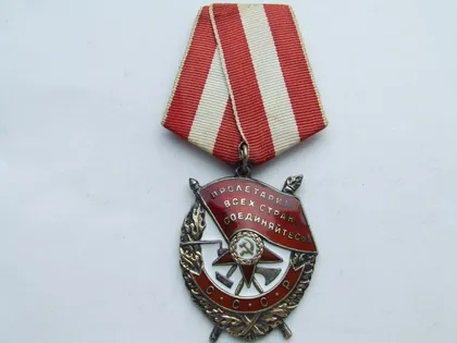 фото, Орден Боевое красное знамя БКЗ № 409 070 . В отличном состоянии. патина .нагр. 1950 гг.