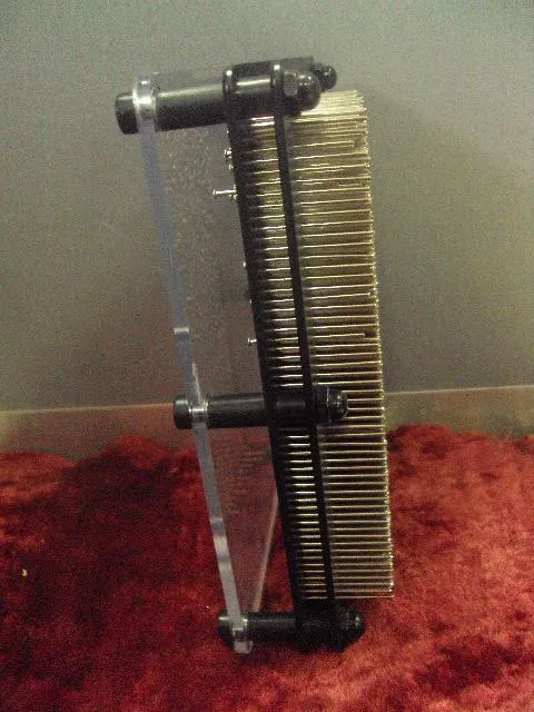 сyвeнир пин арт гвоздики 3D, pin art 3d, экспресс-скульптор гвозди ART-PIN №10894 Інтернет-аукціон