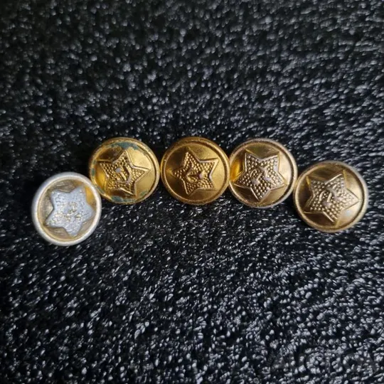 Гудзики маленькі часів СРСР 5шт. Ціна