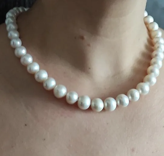 Купити Красивое и сексуальное ожерелье из натурального жемчуга с застежкой из серебра 925 пробы.  kf452