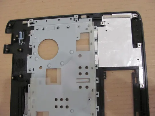 491-16 Кришка панель палмрест 13N0-1HA0801 для MEDION E7416 оригінал З аукціону