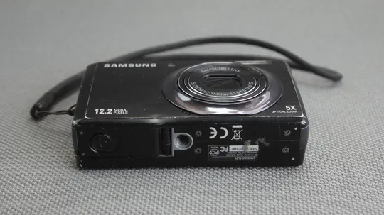 Цифровой фотоаппарат Samsung PL65 Black 12.2Mpix 5x Zoom 6.3-31.5mm 1:3.5-5.5 Dual IS Вживане Інтернет-аукціон