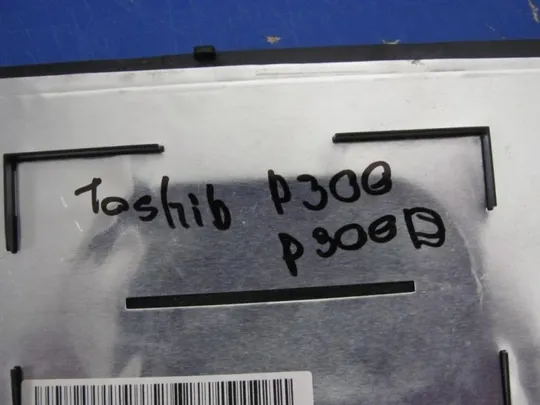 №229-19 сервісна кришка 3BBD3HD0I00 для Toshiba P300 оригінал Продаж