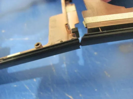 №166-1 Кришка дно піддон корпуса 13N0-9ZA1101 для MEDION AKOYA S4211 оригінал З аукціону