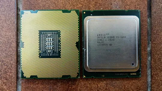6х ядерный процессор Intel Xeon E5-1650 SR0KZ 6C/12HT 3.20-3.80GHz/12M/7.20GT/s 130W Sandy Bridge LG Вживане Ціна