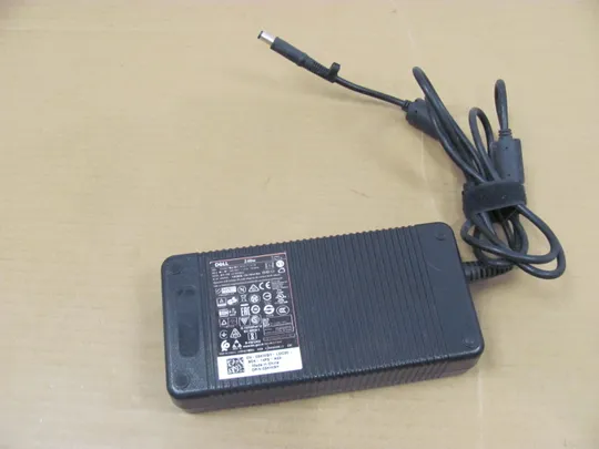 Блок живлення DELL LA240PM160 19.5V 12.3A 240W  7.4x5.0mm Ціна