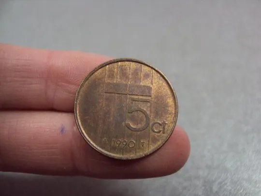 монета нидерланды 5 центов 1990 №8564 З аукціону