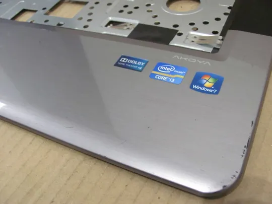 номер0138-16 Кришка панель палмрест та тачпад 60.4N011.001 для MEDION P7624 P7812 оригінал З аукціону