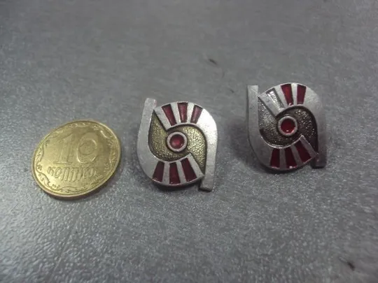 знак хоккей с мячом лот 3 шт №5563 Ціна