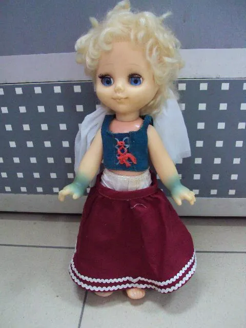 Кукла красная шапочка в родной одежде ссср Минск резиновая голова и руки высота 35 см №10780 Ціна