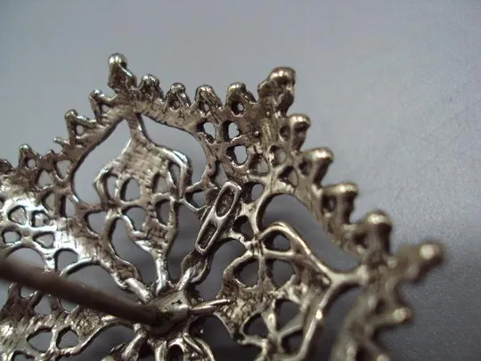 Фигура миниатюра статуэтка ажурный зонтик с бантиком зонт с бантом серебро 17,11 г 8,2 см №14431 Характеристики