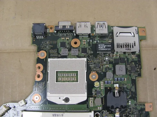 96-21  материнська плата CP667437-01 CP642130-Z3 для FUJITSU LIFEBOOK E754 оригінал Де купити