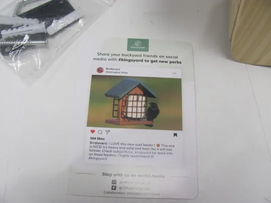 Синій пташиний будиночок Kingsyard для виходу на вулицю - ящик для гніздування з кедрового дерева з панеллю для чіткого огляду та захистом від хижаків (15) в Україні