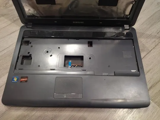 Корпус для ноутбука Dell Inspiron M5010 весь в зборі з петлями З аукціону