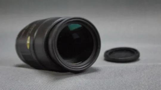 Об&#039;єктив Canon Zoom Lens EF 100-200mm 1:4.5 A Tele-Zoom EF-S MC Ф58mm Вживане Ціна