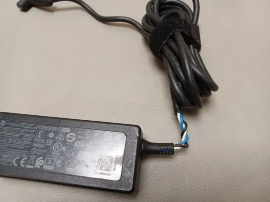 0634 адаптер живлення HP TPC-DA16 19.5V 2.31A  45W НІМЕЧЧИНА З аукціону